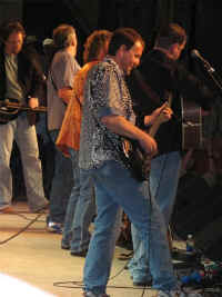 SBB with Jerry Douglas Merlefest 06.jpg (55765 bytes)